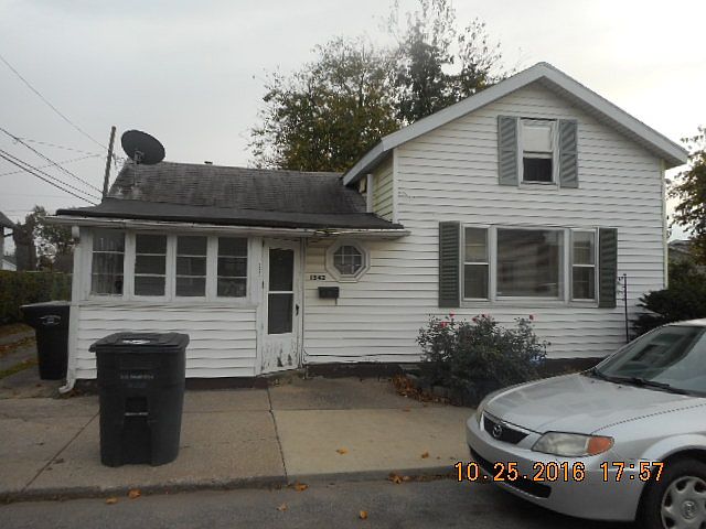 1st image of 1342 Poland St