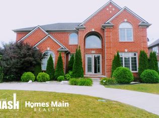 4736 John R Rd, Troy, MI 48085