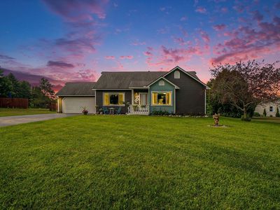 1227 Valley Dr, Traverse City, MI, 49685