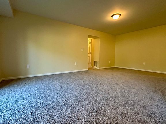 5th image of 1605 W Augusta Blvd #179