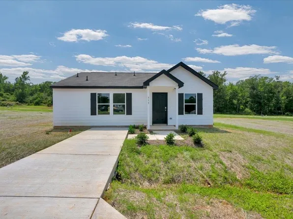 315 Dana Dr, Lufkin, TX 75901