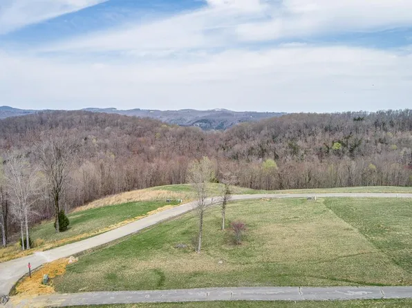 18 Bald Eagle Ln #B, Hilham, TN 38568