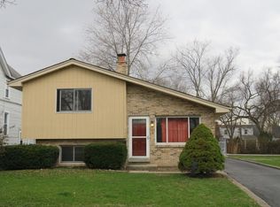 144 N Evergreen Ave, Elmhurst, IL