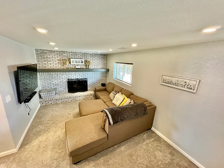 5719 S Nepal Way — Photo 11