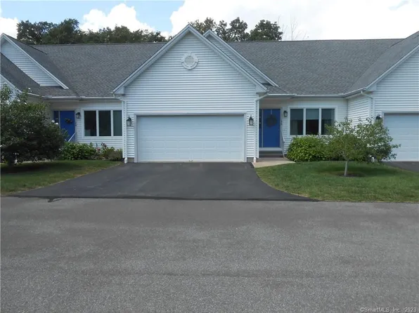 16 Center Street, Durham, CT 06422