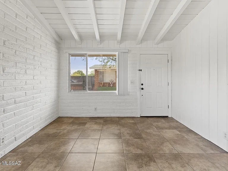 2508 E Seneca St #3 — Photo 10