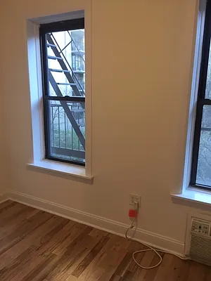 Rented by Bond New York | media 5