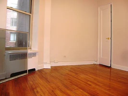 Rented by Keller Williams NYC | media 7