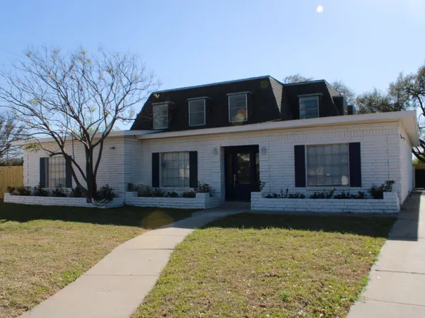 13 Royale Cir, Laredo, TX 78041