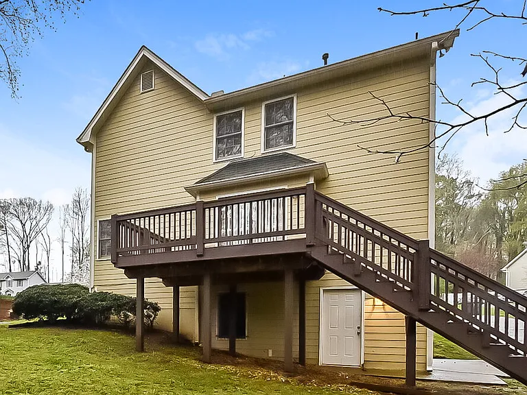 2466 Zachary Woods Dr NW — Photo 18