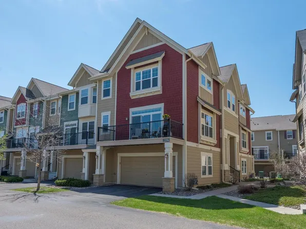 15594 Early Bird Cir, Apple Valley, MN 55124