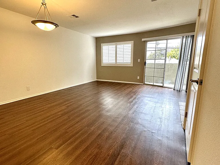 Terrace Trousdale Apartments — Photo 62