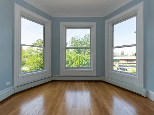 13 Bay State Rd, Boston, MA