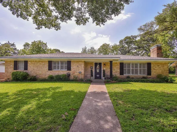 3107 Brookside Dr, Tyler, TX 75701