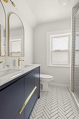 Sold by Compass | media 13