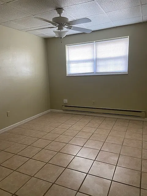 2 bed, $750 — Photo 2