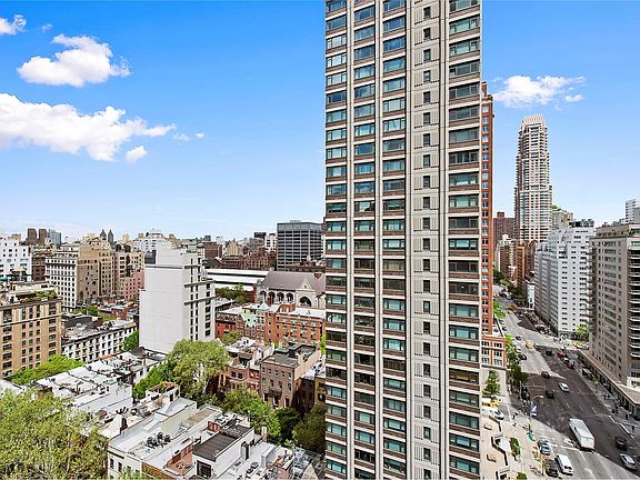 5th image of 188 E 64th St APT 1805