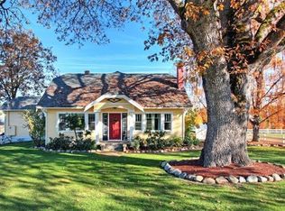 794 Old Stage Rd, Central Point, OR 97502