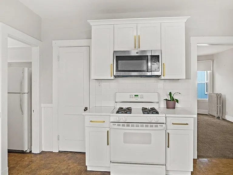 9 Sumner Sq #3 — Photo 2