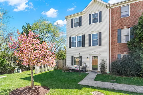 1015 Carbondale Way Photo 1