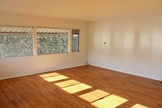 4th image of 695 N Las Casas Ave APT 1
