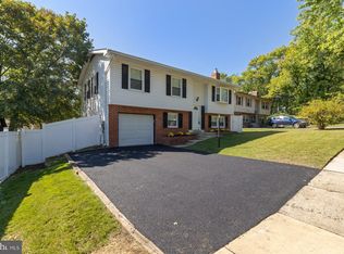 1939 Stone Castle Dr, Severn, MD 21144