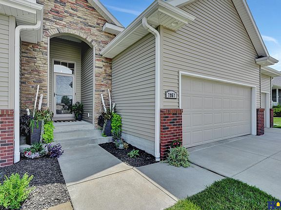 5th image of 7957 Bellagio Dr