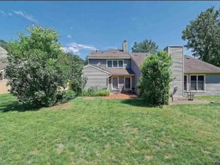 11 Cromwell Dr — Photo 21
