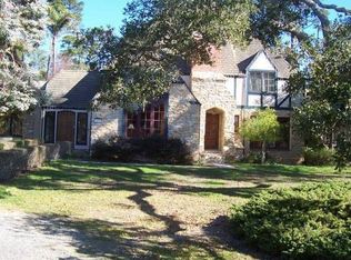 1135 Greystone Way, Cambria, CA 93428
