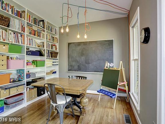 Children's Room / Home Office