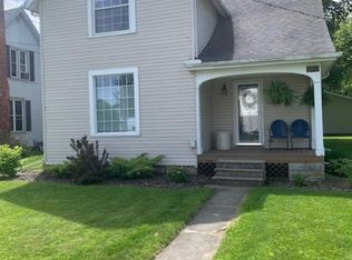 309 Hickory St, Pemberville, OH 43450