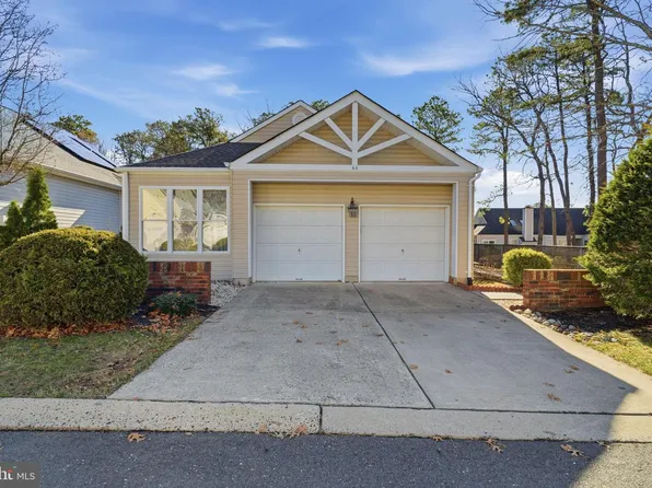 44 Summerhill Dr, Manahawkin, NJ 08050