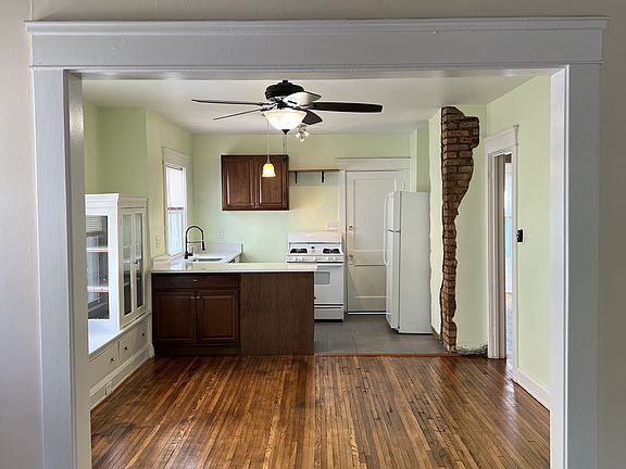 3rd image of 2249 Bellfield Ave #1