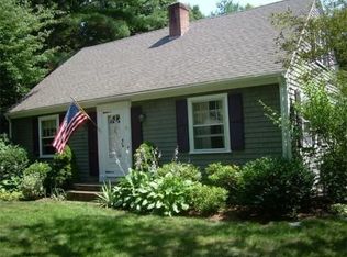 61 Sykes Rd, Seekonk, MA 02771