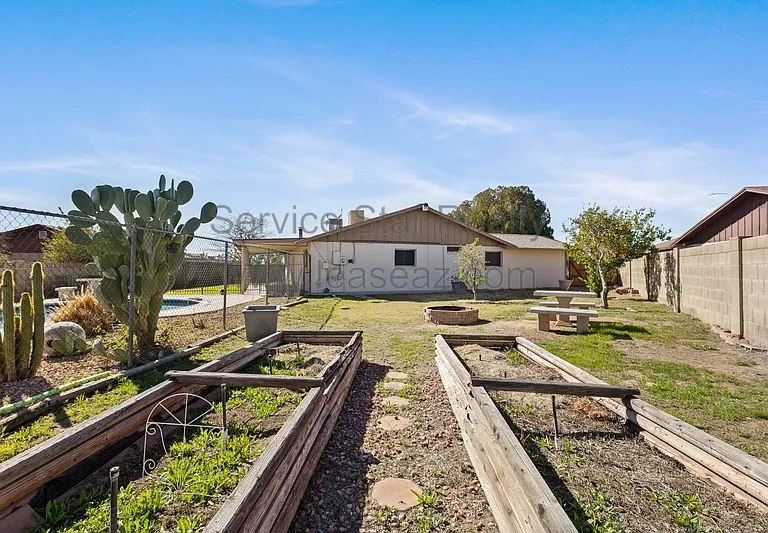 5513 W Waltann Ln — Photo 35