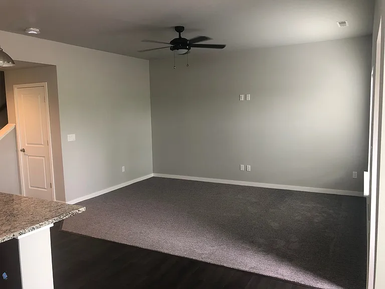 1648 Ellis Blvd NW — Photo 17