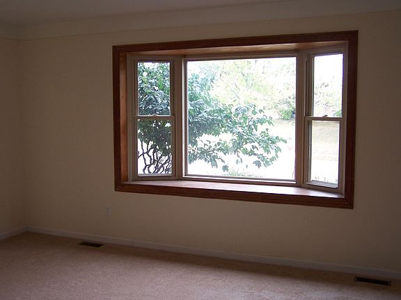 Bay window inside