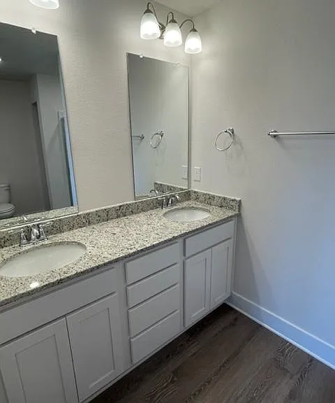 1578 Iroquois Ct — Photo 6