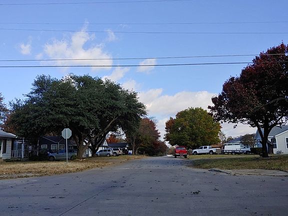 5th image of 3413 Edith Ln