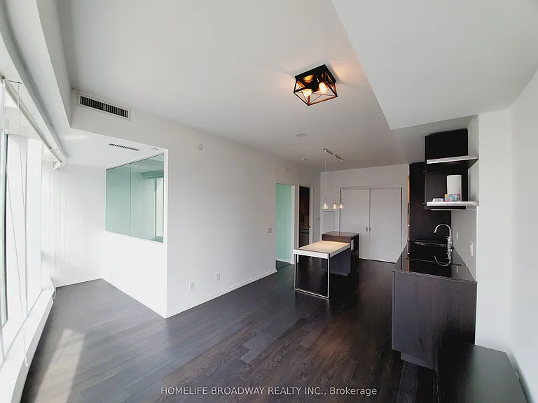 197 Yonge St #1714 — Photo 11