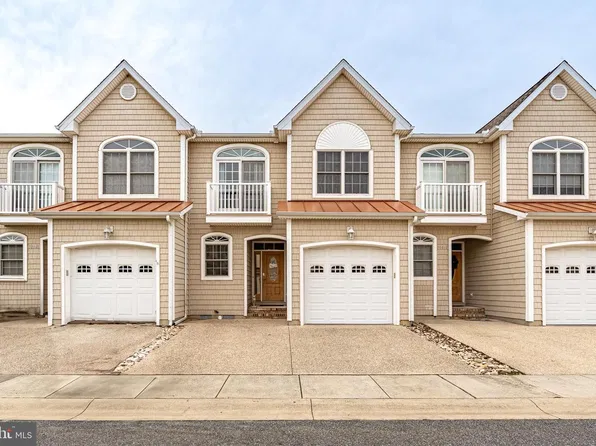 38442 Grand Ave, Ocean View, DE 19970