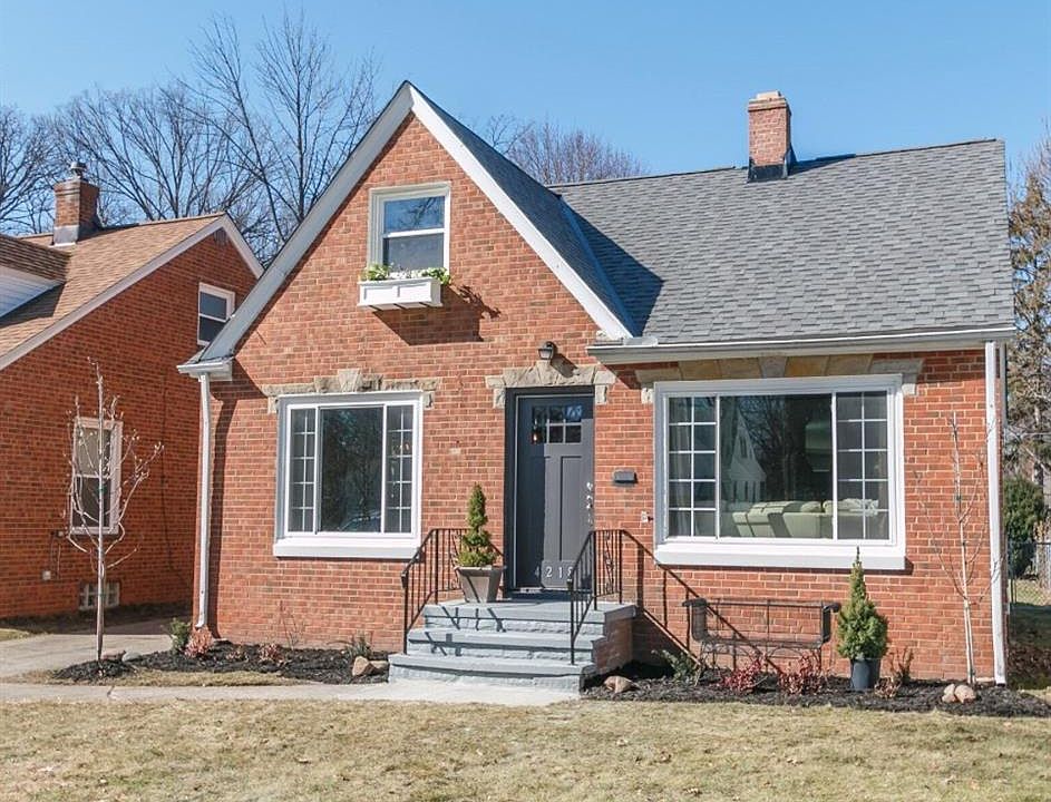 1st image of 4218 W 212th St