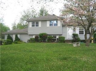 6116 N Woodland Ave, Kansas City, MO 64118