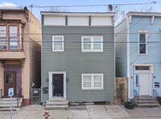 3320 7th Ave, Troy, NY 12180