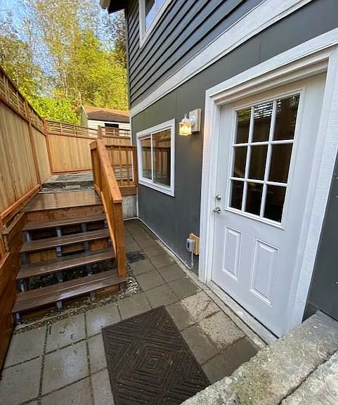 806 SW Henderson St #B — Photo 29
