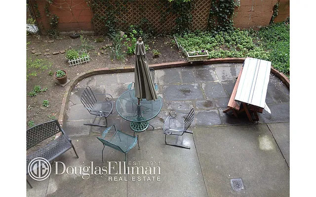 Rented by Douglas Elliman | media 10