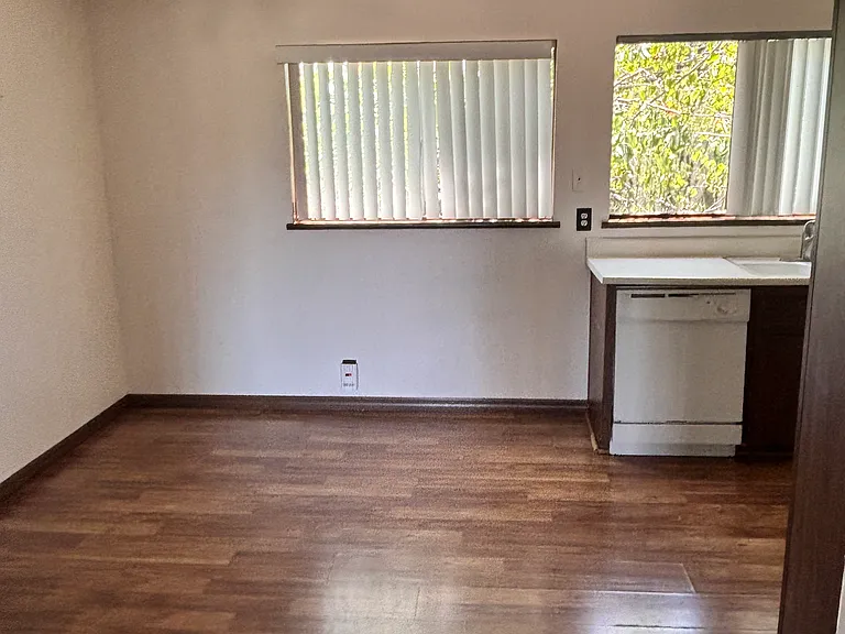32 Eagle Point #18 — Photo 9