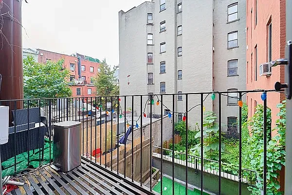 Rented by Living New York | media 11