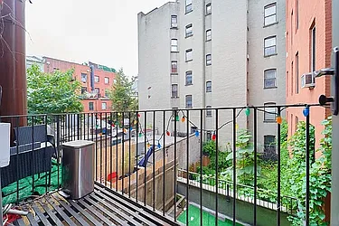 Rented by Living New York