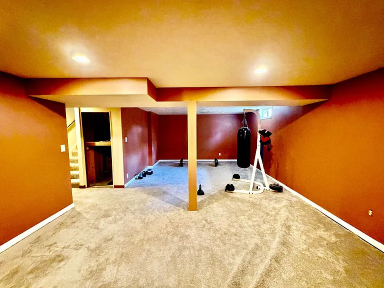 2832 Rutherford Dr — Photo 6